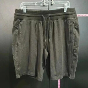 TeK Gear Bermuda Mid rise,moisture wicking,pockets,elastic draw cord waist